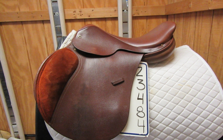 Selle Crosby Contact étroit 17 Pouces – Bon état, Cuir Souple, Prête à Monter