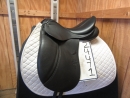 Stubben Aramis w/Equisoft 32 CM Used Dressage Saddle 17" W