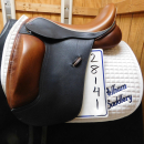 Detente Juno Monoflap  Used Dressage Saddle 17.5" XW
